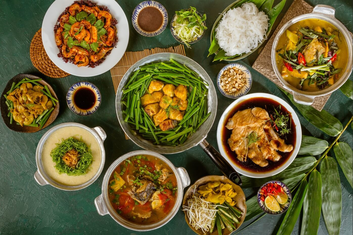 Learn Hanoi’s culinary heritage with expert insights